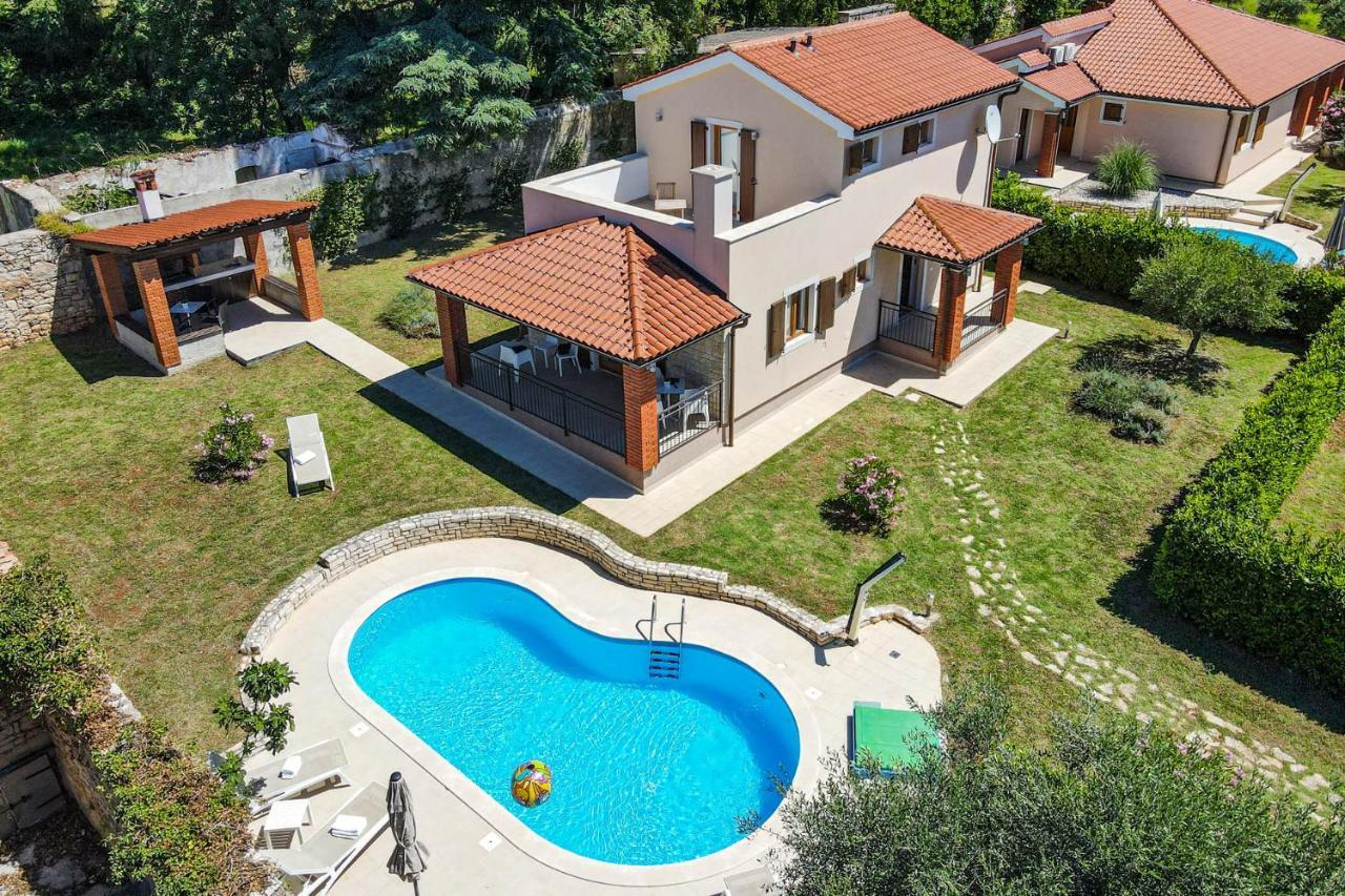 Villas Kolumbera With Private Pools Luaran gambar